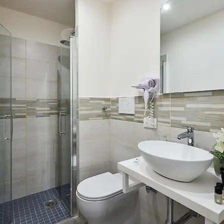 Urban Monti Guest house *